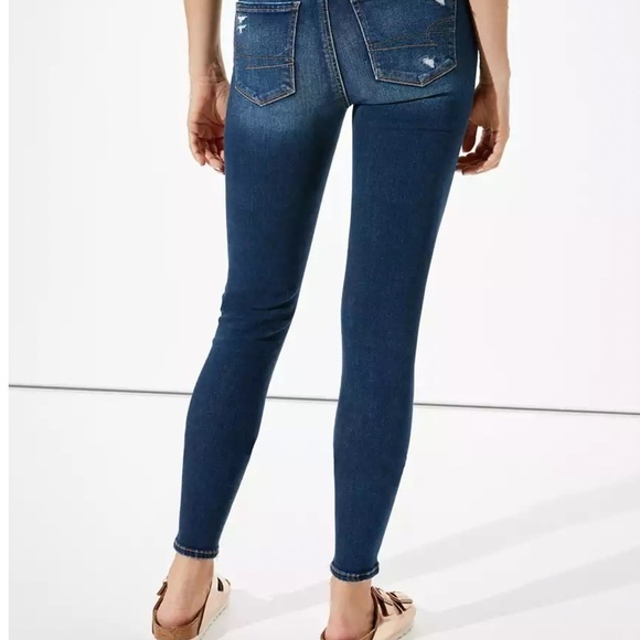 (NWT) American Eagle Women’s Ripped High-Waisted Jegging Jeans. - Picture 9 of 13